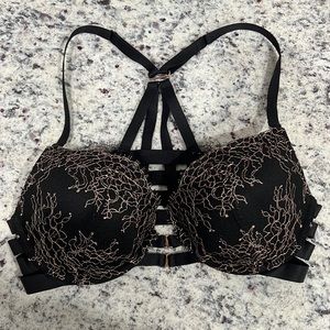 Victoria’s Secret front clasp push-up bra